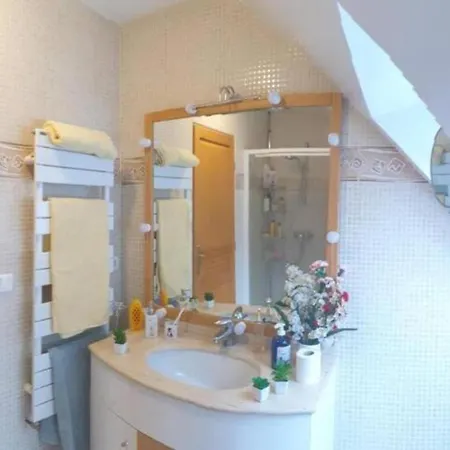 Chambre Privative Pres De Paris Privatunterkunft *
